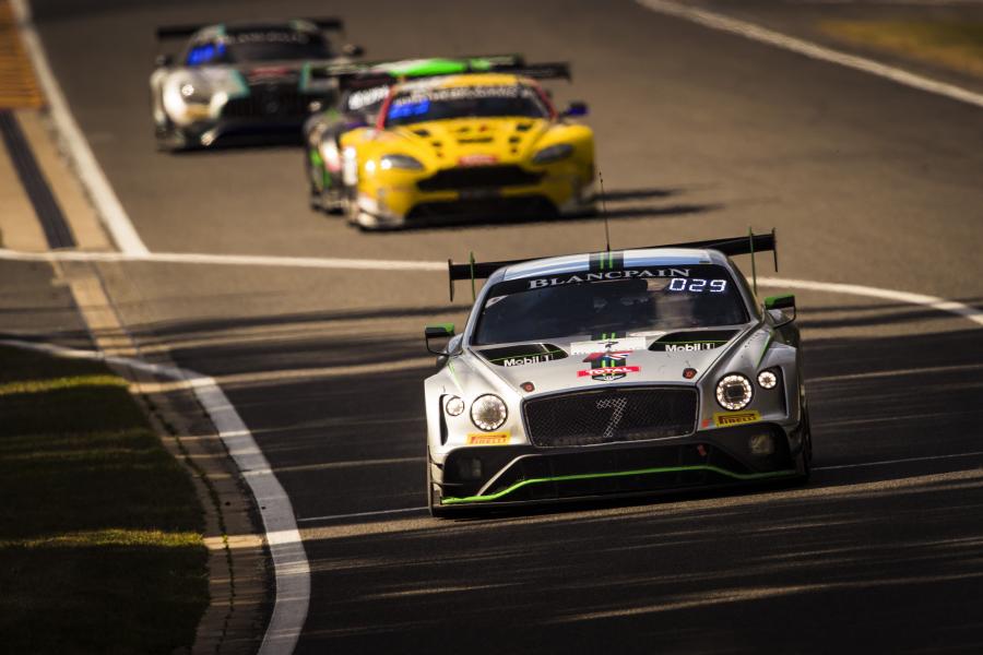  Bentley Continental GT3 2018 года  (фото 16 из 16)